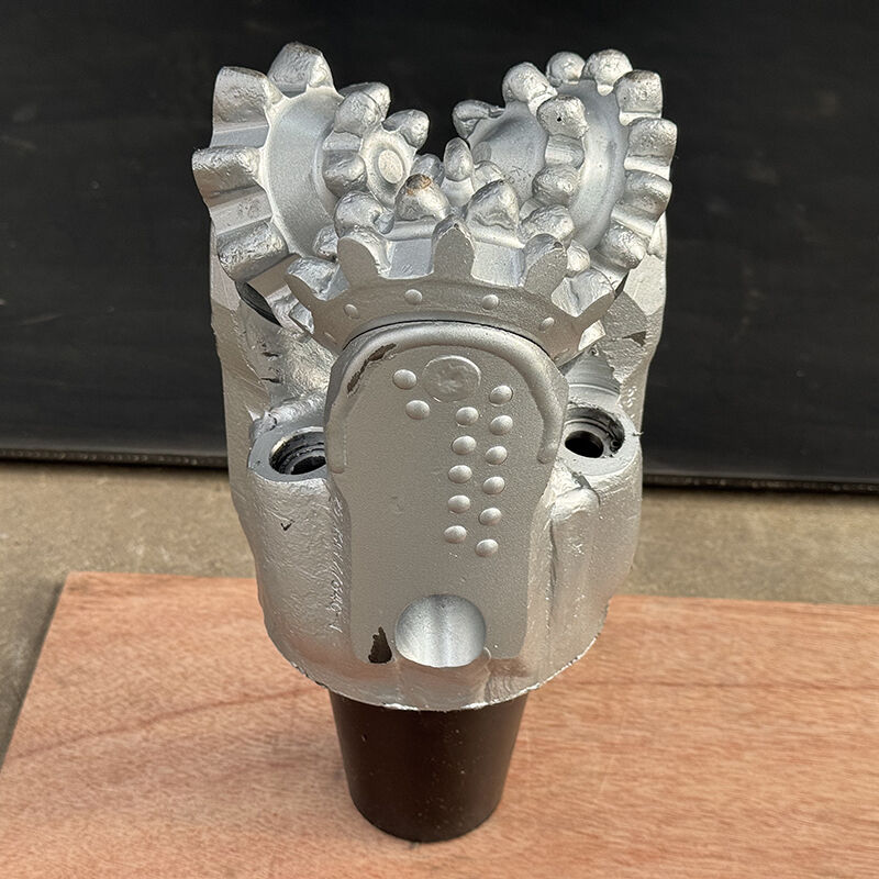 5 1/2 Inch Steel Tooth Tricone Drill Bit with Journal Bearing for Fast Drilling
