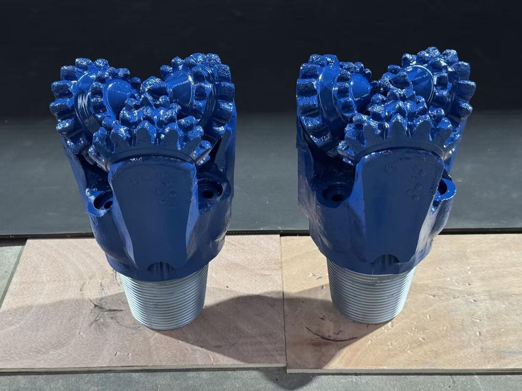 17 1/2 Inch Button IADC737 Steel Forged Tricone Drill Bit For Oil Drilling Coal Mining Drilling Tool